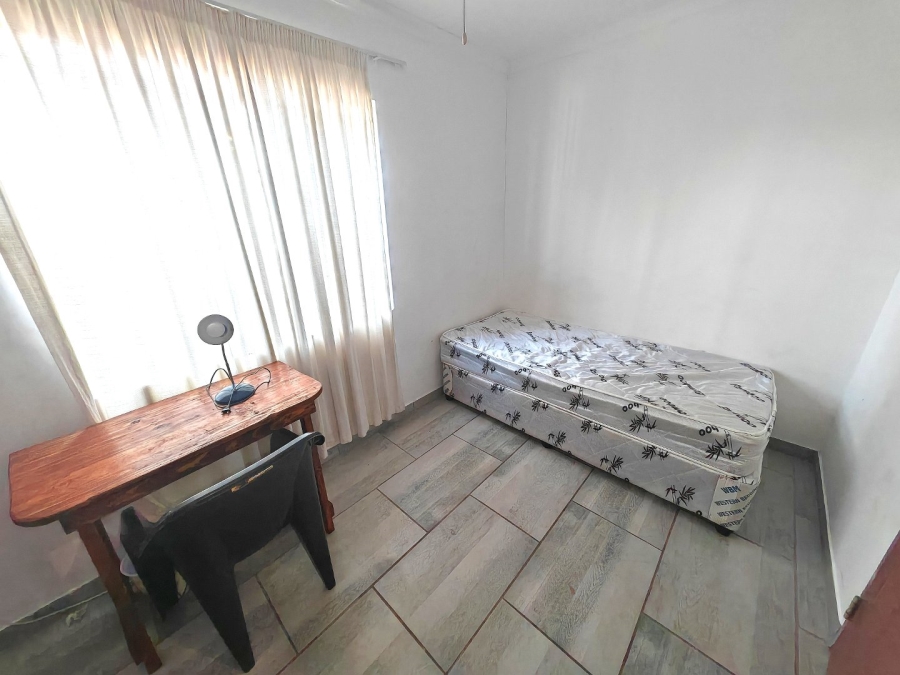 10 Bedroom Property for Sale in Brandwag Free State